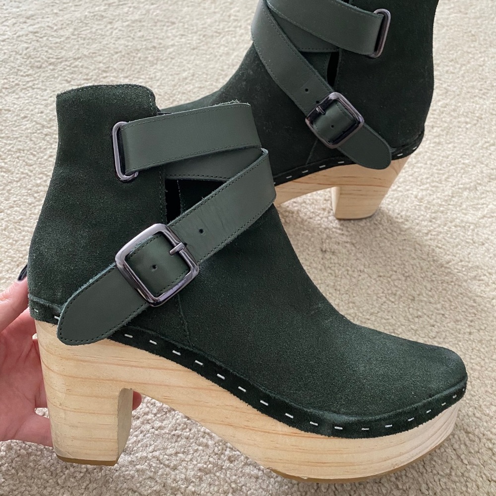 Free People Women’s Bungalow Clog Bootie